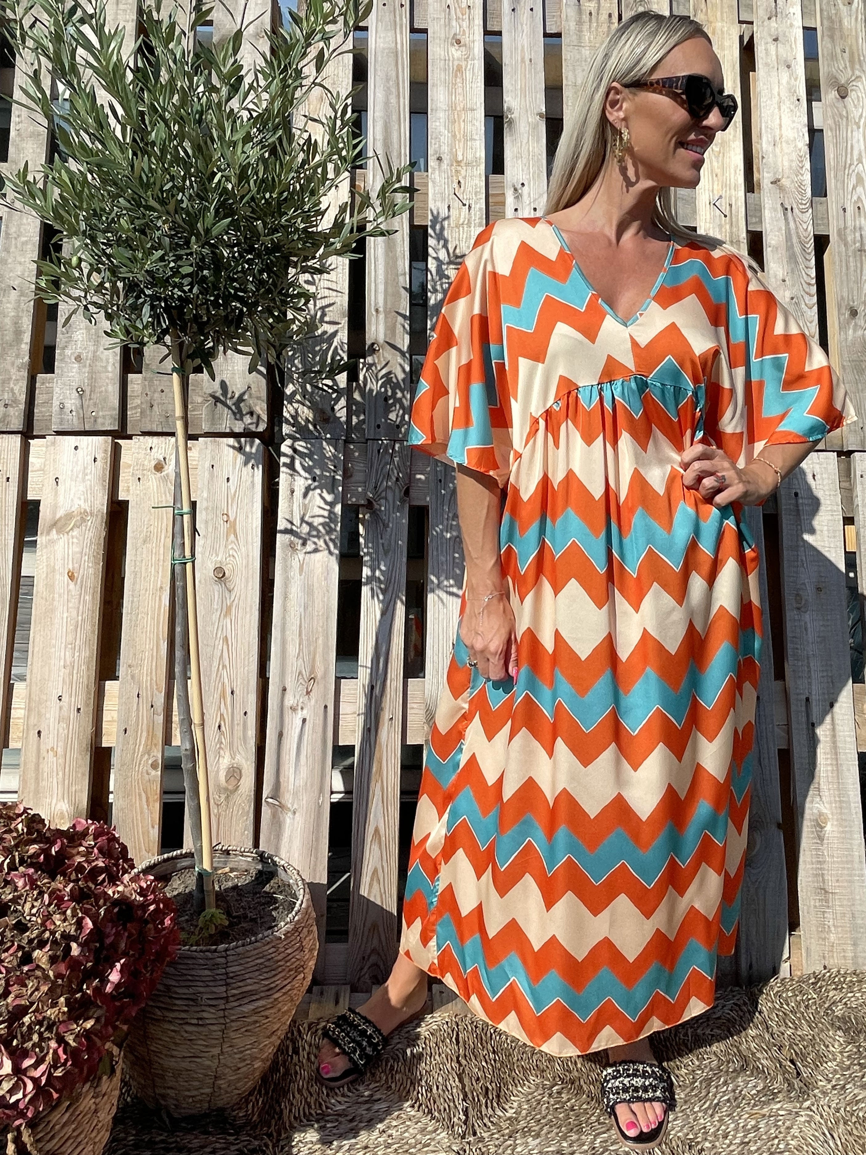 Johanna - Fin klänning med sicksackmönster